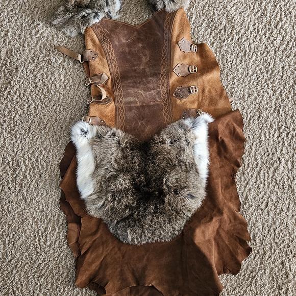 Deluxe Faux Fur Ankle/ Real Fur For All Other Parts Viking Costume Women - Picture 2 of 11